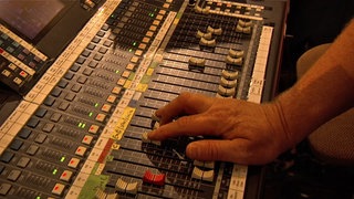 Was macht ein Tontechniker? · Frage trifft Antwort